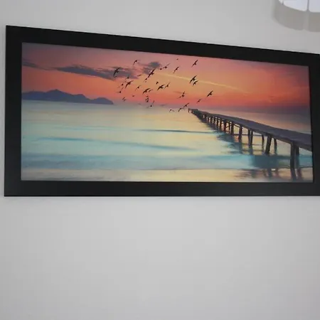 Newly Refurbishet Dachgeschoss Flat For Kids And Pets 公寓