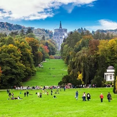 Newly Refurbishet Dachgeschoss Flat For Kids And Pets 卡塞尔