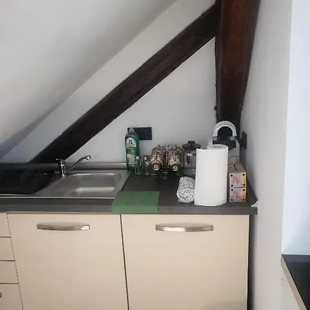 Newly Refurbishet Dachgeschoss Flat For Kids And Pets